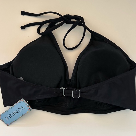 Yonique Black Medium Beach Summer Bikini Top 
Brand New - Picture 3 of 5
